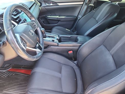 Used 2019 Honda Civic Sport image 7