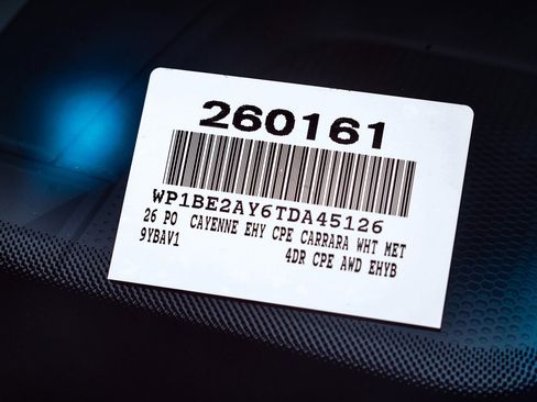 New 2026 Porsche Cayenne E-Hybrid Coupe image 35