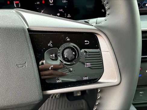 Certified 2025 Nissan Murano SV AWD/4WD image 25