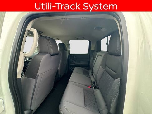 Certified 2025 Nissan Frontier SV w/ SV Convenience Package RWD image 23