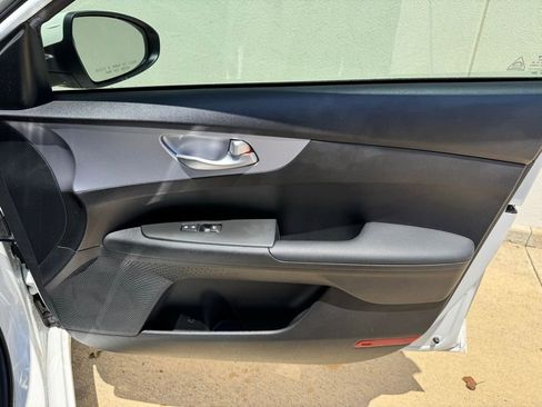 Used 2024 Kia Forte LX FWD image 16