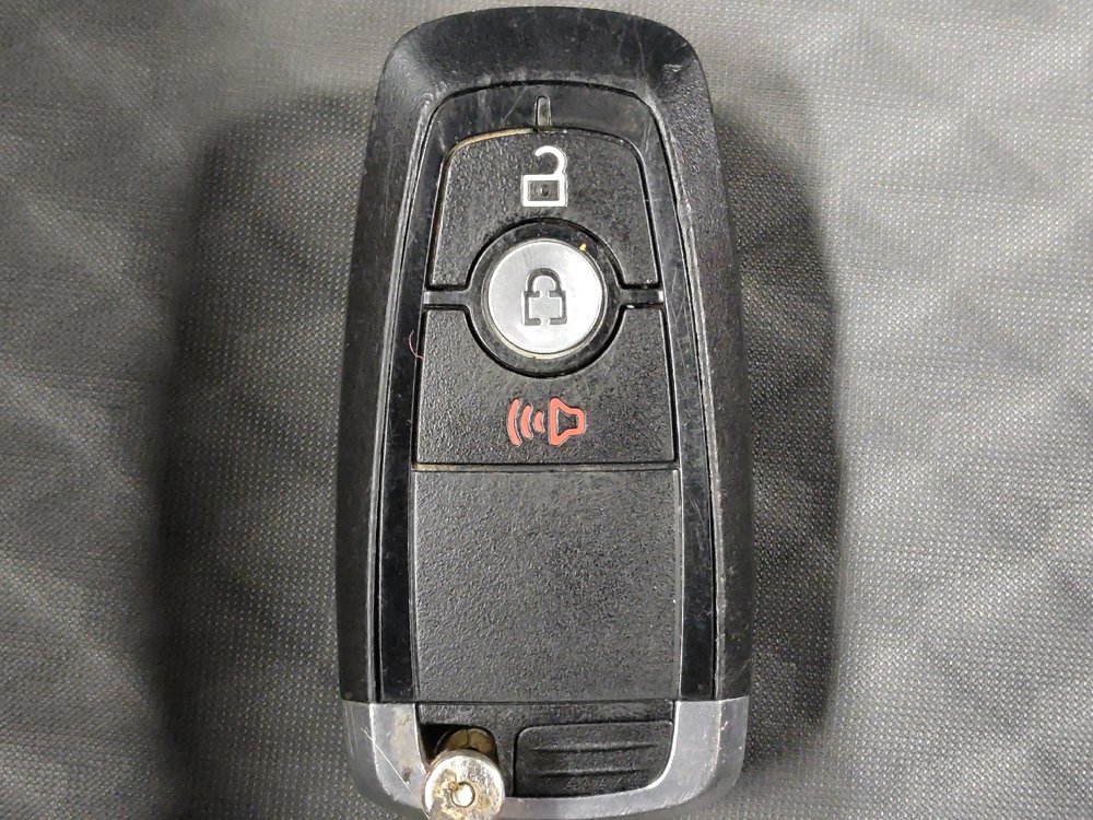 Used 2021 Ford Escape SE w/ SE Sport Appearance Package FWD image 32
