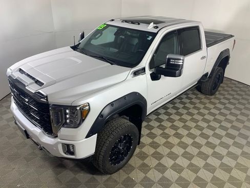 Used 2023 GMC Sierra 3500 Denali w/ Denali Ultimate Package AWD/4WD image 17