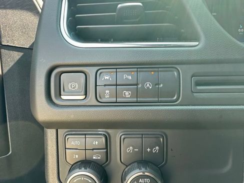 Used 2023 Chevrolet Tahoe RST w/ Luxury Package AWD/4WD image 27