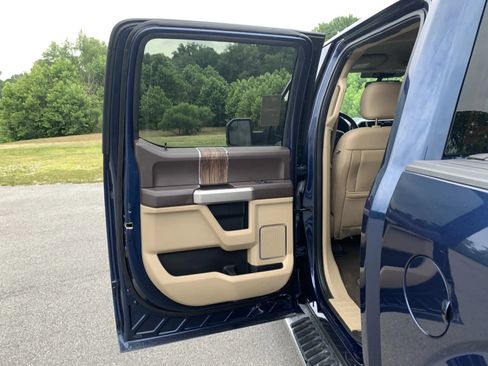 Used 2019 Ford F150 Lariat RWD image 24