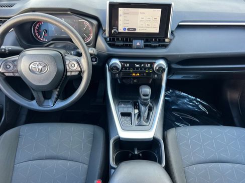Used 2024 Toyota RAV4 XLE FWD image 14