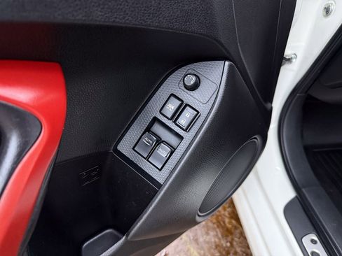 Used 2013 Subaru BRZ Limited w/ Popular Pkg 1A image 13