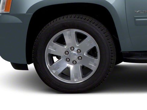 Used 2013 GMC Yukon SLE image 14