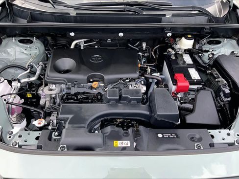 Used 2023 Toyota RAV4 XLE Premium FWD image 31