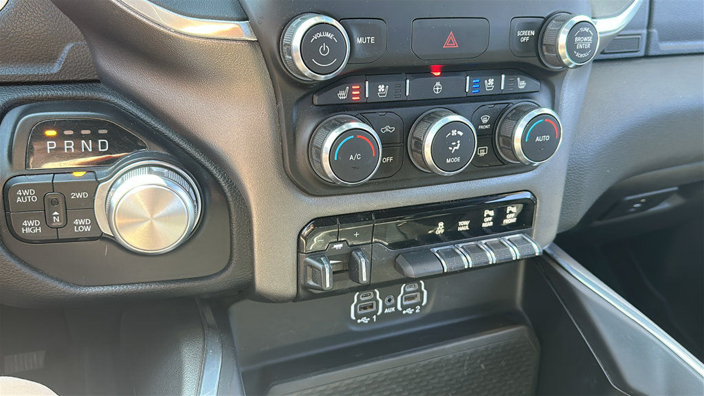Used 2020 RAM 1500 Laramie w/ Sport Appearance Package AWD/4WD image 24