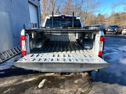 Used 2019 Ford F250 Lariat w/ Chrome Package image 7