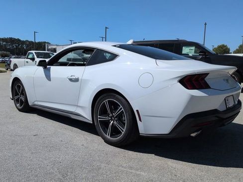 New 2025 Ford Mustang Coupe image 6