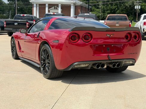 Used 2005 Chevrolet Corvette Coupe w/ Preferred Equipment Group RWD image 3