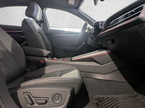 Used 2025 Audi A3 2.0T Premium w/ Convenience Package image 27