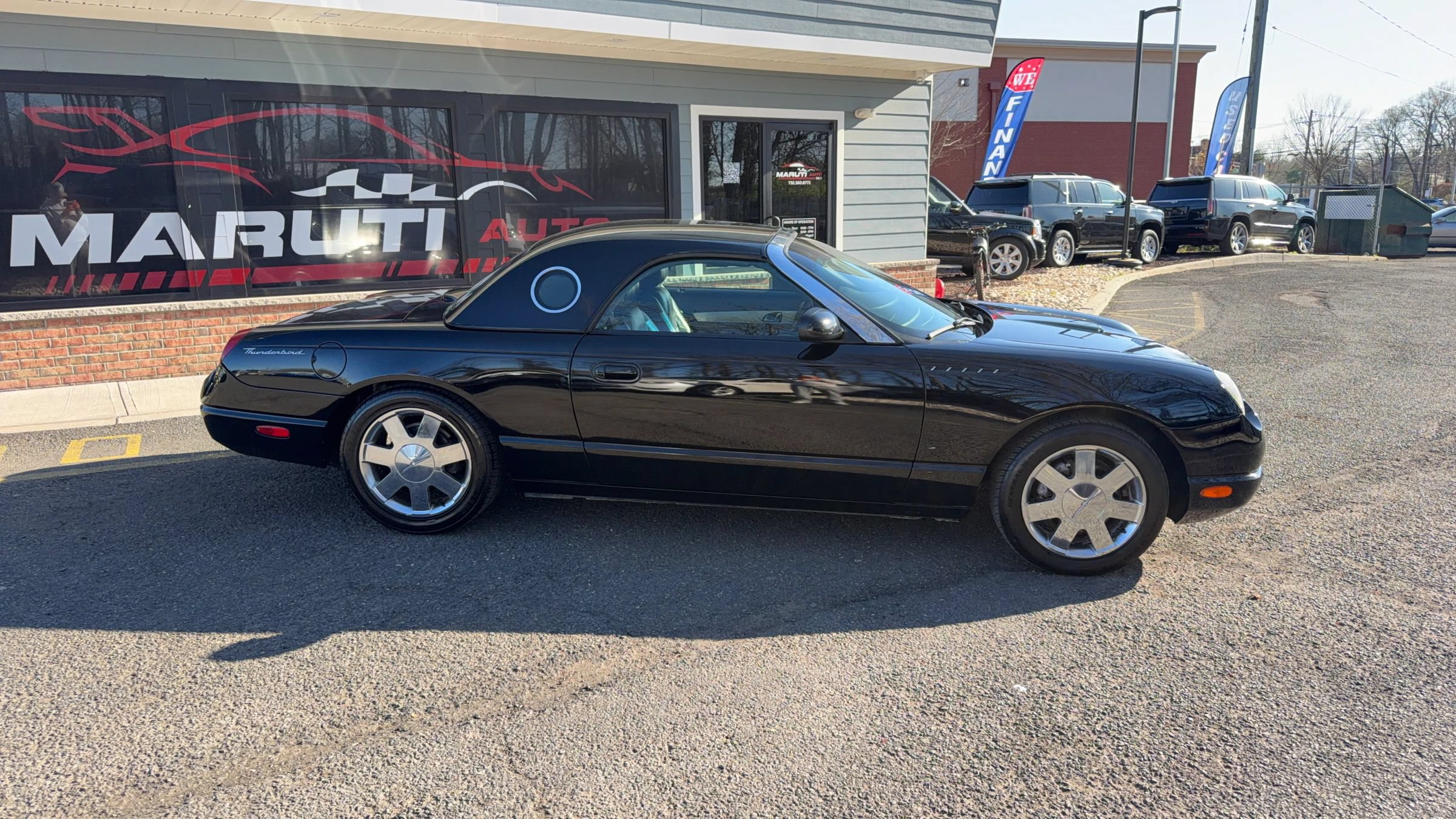 Used 2002 Ford Thunderbird RWD image 4
