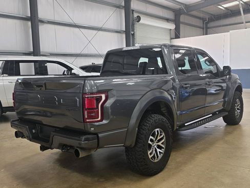 Used 2018 Ford F150 Raptor w/ Equipment Group 802A Luxury AWD/4WD image 4
