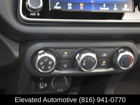 Used 2025 Nissan Kicks Play S image 12