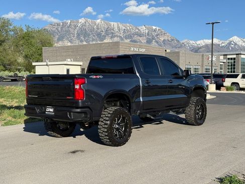 Used 2023 Chevrolet Silverado 1500 RST AWD/4WD image 9