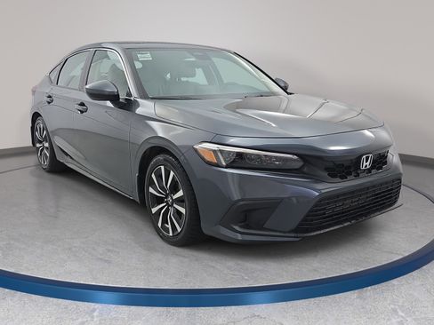 Certified 2023 Honda Civic EX-L image 3