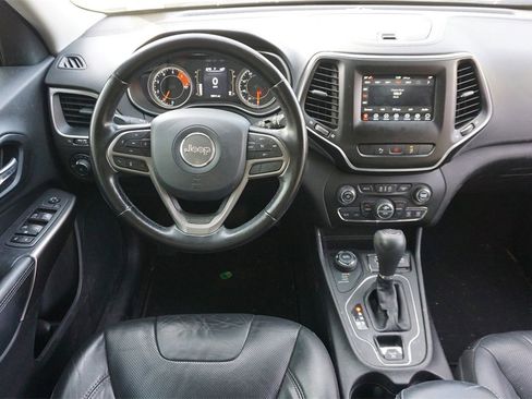 Used 2020 Jeep Cherokee Latitude Lux w/ Comfort/Convenience Group image 5