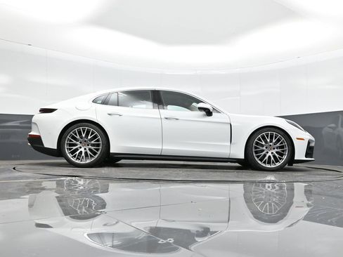 New 2026 Porsche Panamera image 39