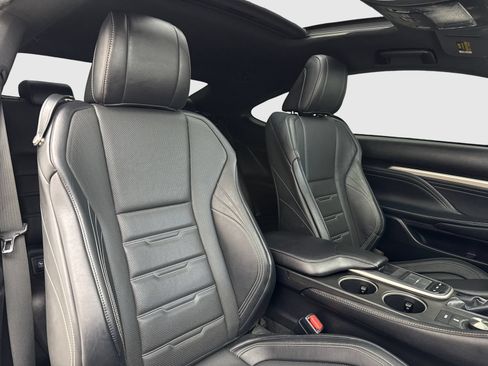 Used 2016 Lexus RC 200t RWD image 39