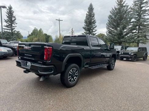 Used 2021 GMC Sierra 2500 AT4 w/ AT4 Preferred Package AWD/4WD image 12
