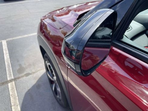 Used 2023 Chevrolet TrailBlazer RS w/ Sun and Liftgate Package image 17