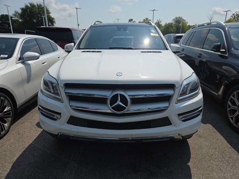Used 2016 Mercedes-Benz GL 450 4MATIC image 5