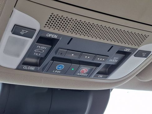 Used 2019 Acura MDX SH-AWD w/ Technology Package image 25