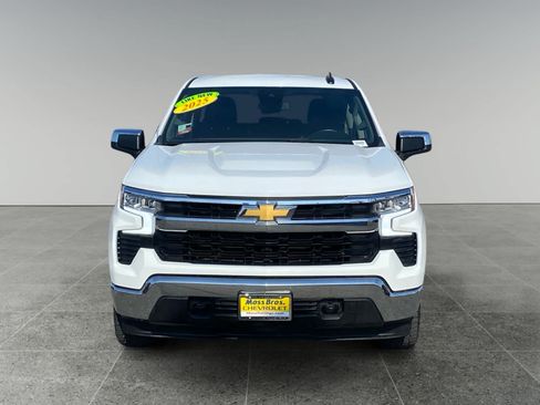 Used 2025 Chevrolet Silverado 1500 LT AWD/4WD image 8