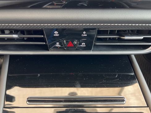 New 2026 Volkswagen Atlas SE image 40