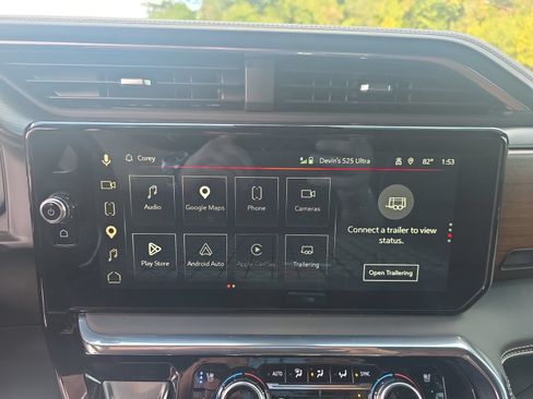 Used 2025 GMC Sierra 2500 Denali Ultimate w/ Max Trailering Package AWD/4WD image 16