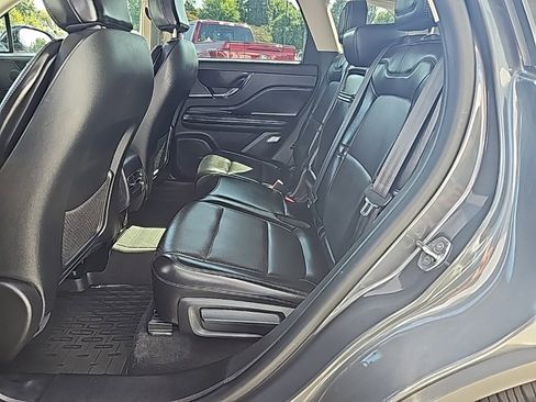 Used 2023 Lincoln Corsair AWD w/ Equipment Group 101A image 11