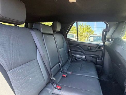 Certified 2025 Toyota 4Runner TRD Off-Road Premium w/ Tow Technology Package AWD/4WD image 33
