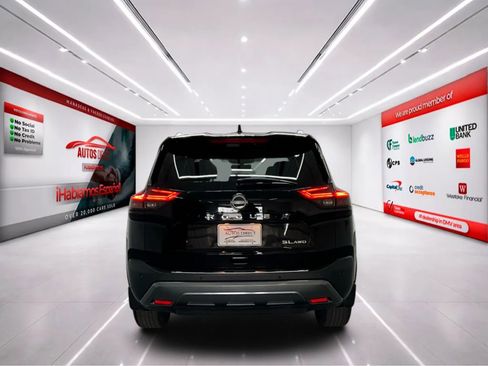 Used 2023 Nissan Rogue SL w/ SL Premium Package image 6