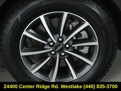 Certified 2022 Lincoln Nautilus AWD image 10