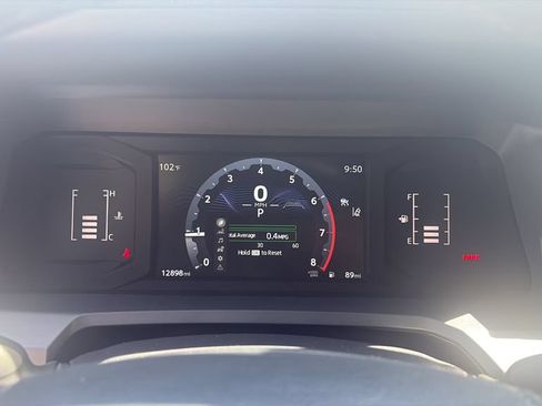 Used 2024 Toyota Tacoma SR5 w/ SR5 Upgrade Package RWD image 20