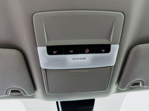 Used 2024 Nissan Altima 2.5 SV FWD image 18