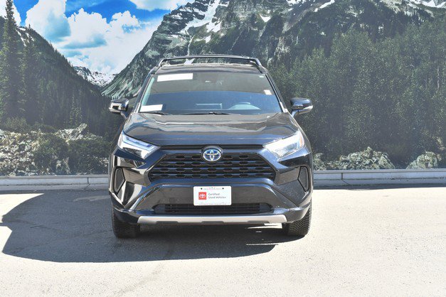 Certified 2024 Toyota RAV4 SE AWD/4WD image 5