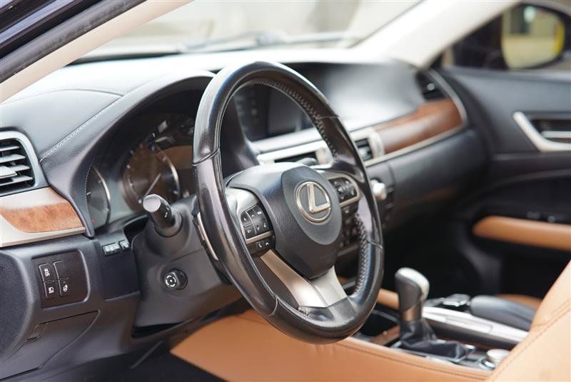 Used 2018 Lexus GS 350 AWD w/ Premium Package image 43