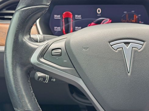 Used 2018 Tesla Model S 75D image 19