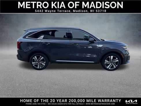 Used 2023 Kia Sorento EX AWD/4WD image 7