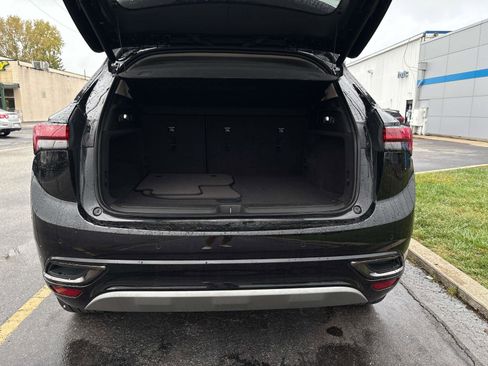 Used 2023 Buick Envision Preferred w/ Sport Touring Package image 5