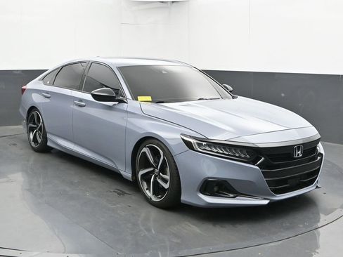 Used 2021 Honda Accord Sport image 3