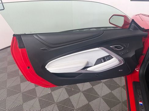 Used 2017 Chevrolet Camaro SS RWD image 15