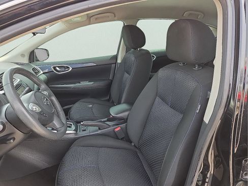 Used 2017 Nissan Sentra SR w/ SR Midnight Edition image 13