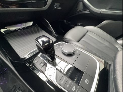 Used 2022 BMW X4 xDrive30i AWD/4WD image 46
