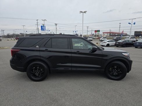 Used 2023 Ford Explorer Timberline image 4