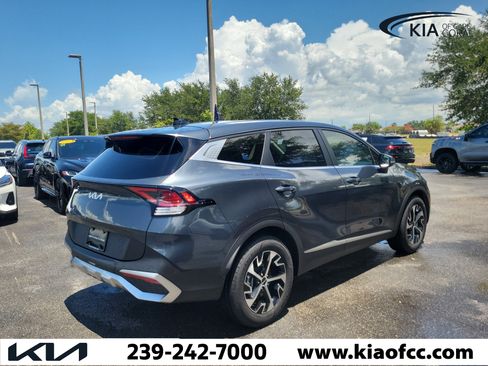 Certified 2025 Kia Sportage EX FWD image 6